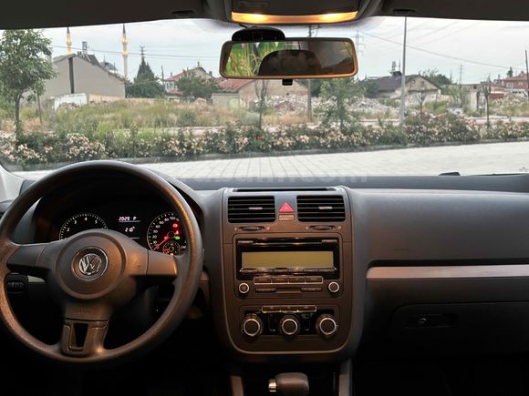 50 BİNDE JETTA SAHİBİNDEN 2011 MODEL