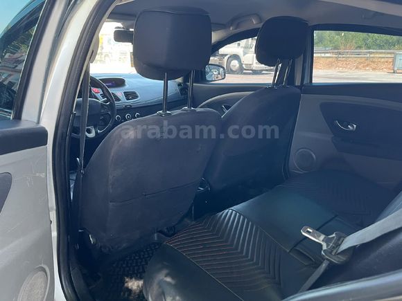 Galeriden Renault Fluence 1.5 dCi Authentique 2011 Model Kocaeli