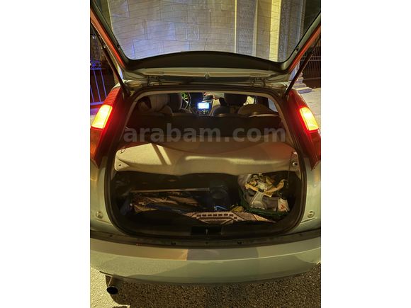 Sahibinden Ford Focus 1.6 Ghia 2001 Model 