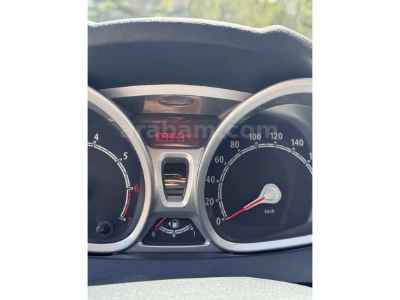 Sahibinden Ford Fiesta 1.4 Titanium 2012 Model 
