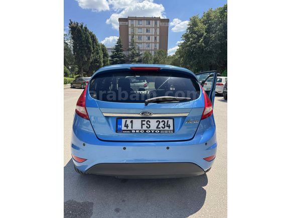 Sahibinden Ford Fiesta 1.4 Titanium 2012 Model 