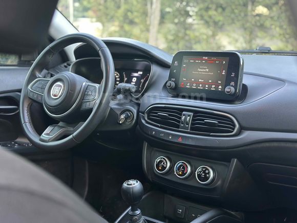 HATASIZ BOYASIZ TERTEMİZ 2022 FİAT EGEA / HIZ SABİTLEME /TABLET