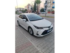 Sahibinden Toyota Corolla 1.6 Dream 2020 Model  83 bin km Beyaz