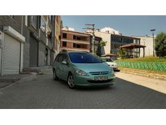SAHİBİNDEN TEMİZ GARAJ ARABASI 1.6 OTOMATİK CAM TAVAN