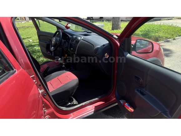 Sahibinden Dacia Sandero 1.5 dCi Stepway 2015 Model 