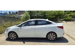 hemşireden  hyundai Accent Blue 1.6 CRDI Mode Plus 2013 Model  281.000 km Beyaz