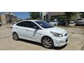 hemşireden  hyundai Accent Blue 1.6 CRDI Mode Plus 2013 Model  281.000 km Beyaz