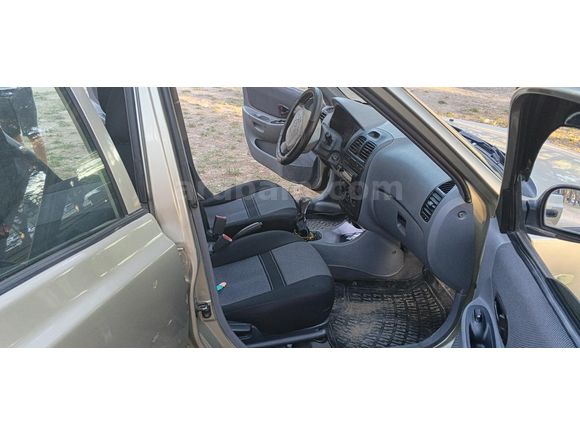 Sahibinden Hyundai Accent 1.5 CRDi Admire 2005 Model