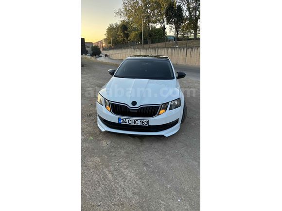 Sahibinden  ekstralı değişensiz octavia