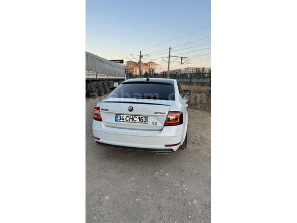 Sahibinden  ekstralı değişensiz octavia
