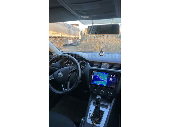 Sahibinden  ekstralı değişensiz octavia