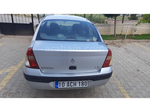 temiz öğretmenden satılık Clio bütün bakımları yapıldı