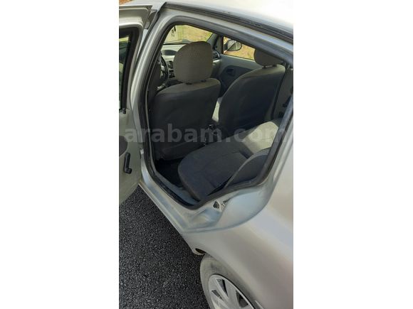 temiz öğretmenden satılık Clio bütün bakımları yapıldı