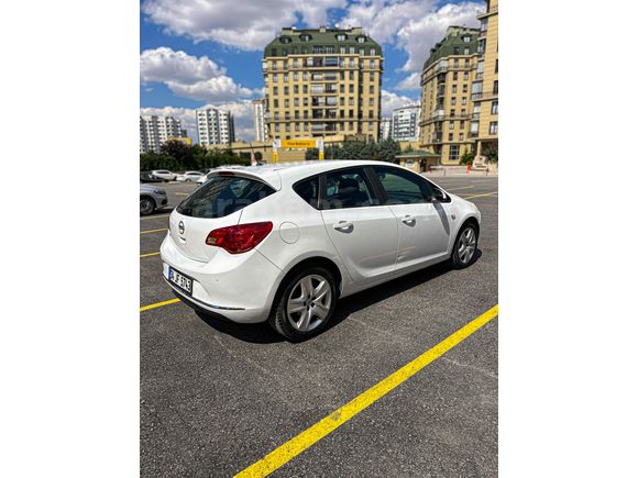 2012 Opel Astra 1.6 Edition | 127 Bin KM | Temiz Aile Aracı