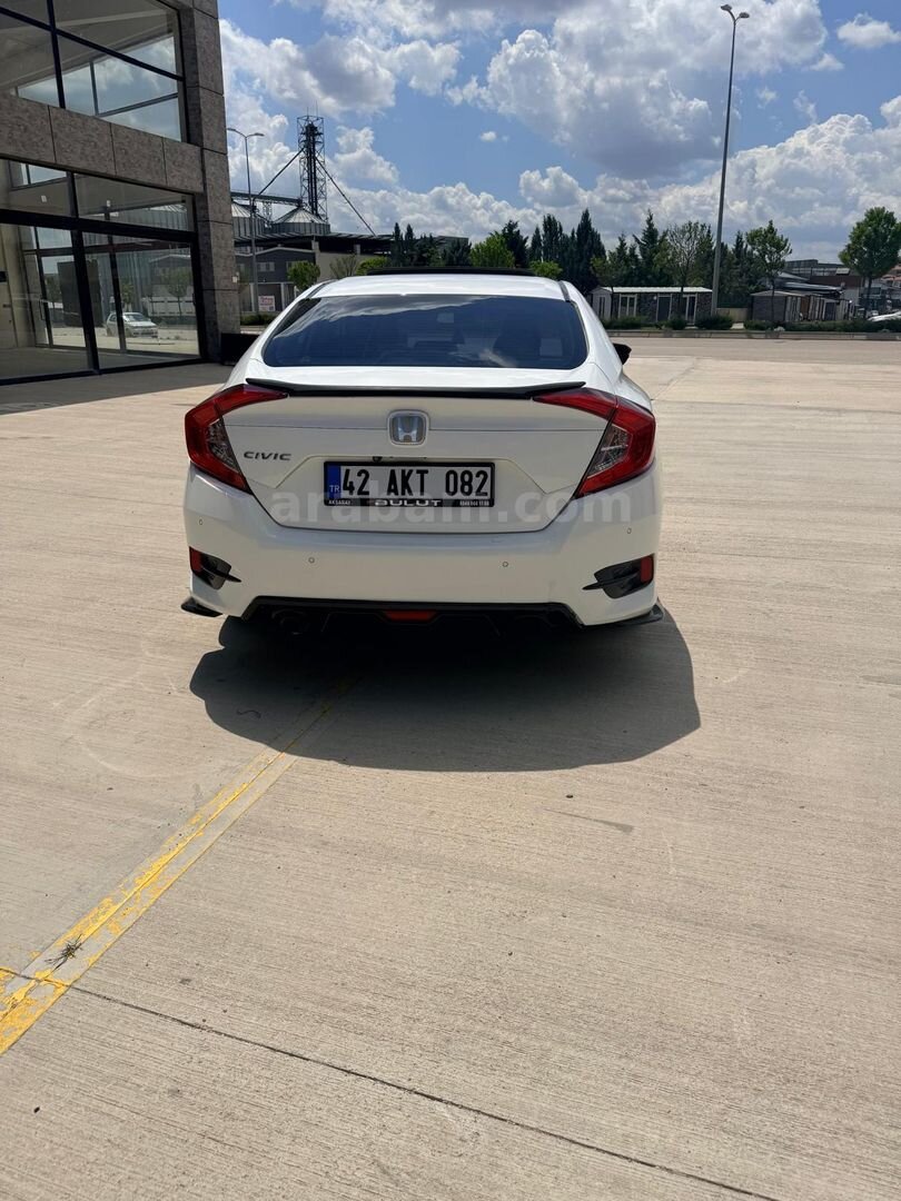 Galeriden Honda Civic 1.6i VTEC Elegance 2016 Model Ankara 131.000 km Beyaz 7