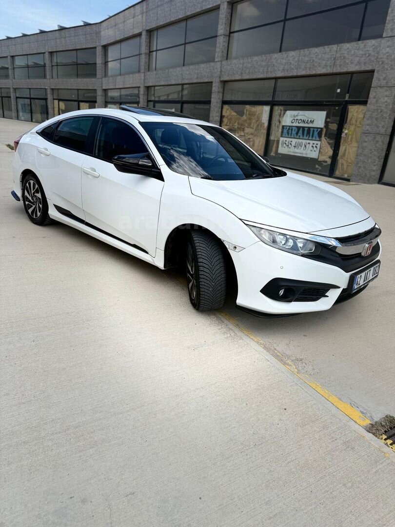 Galeriden Honda Civic 1.6i VTEC Elegance 2016 Model Ankara 131.000 km Beyaz 2