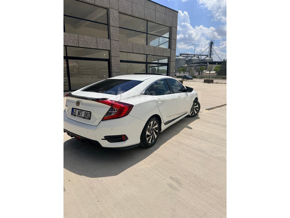 Galeriden Honda Civic 1.6i VTEC Elegance 2016 Model Ankara