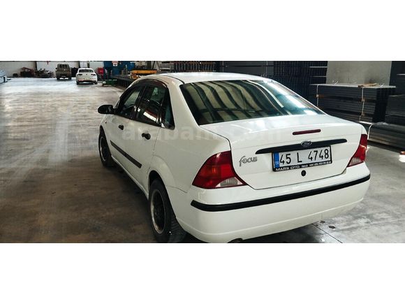 Sahibinden Ford Focus 1.4 Comfort 2004 Model