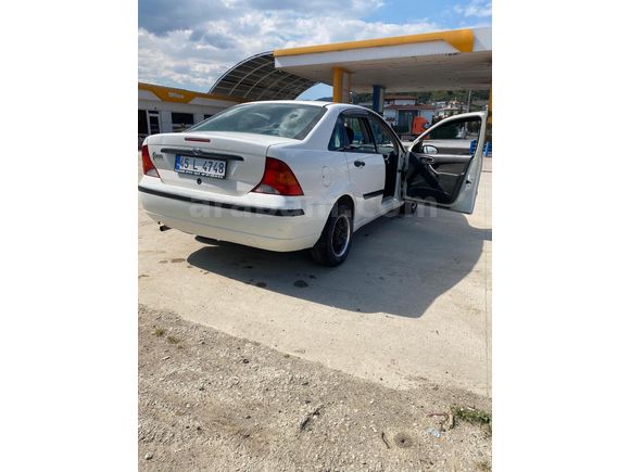 Sahibinden Ford Focus 1.4 Comfort 2004 Model