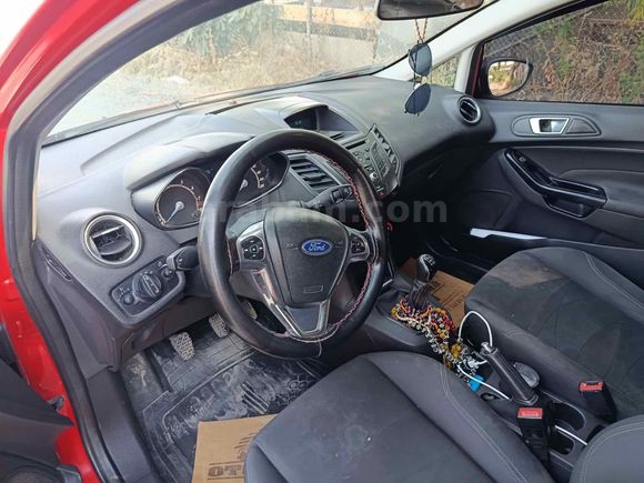 Ford Fiesta Trend X 2016 Model  km 132 binde orijinal Hatay