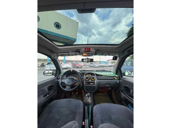 Sahibinden Renault Clio 1.4 RXT 2001 Model 