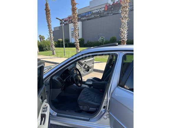 Sahibinden Honda Civic 1.6i VTEC ES 2006 Model