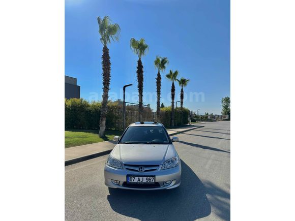 Sahibinden Honda Civic 1.6i VTEC ES 2006 Model