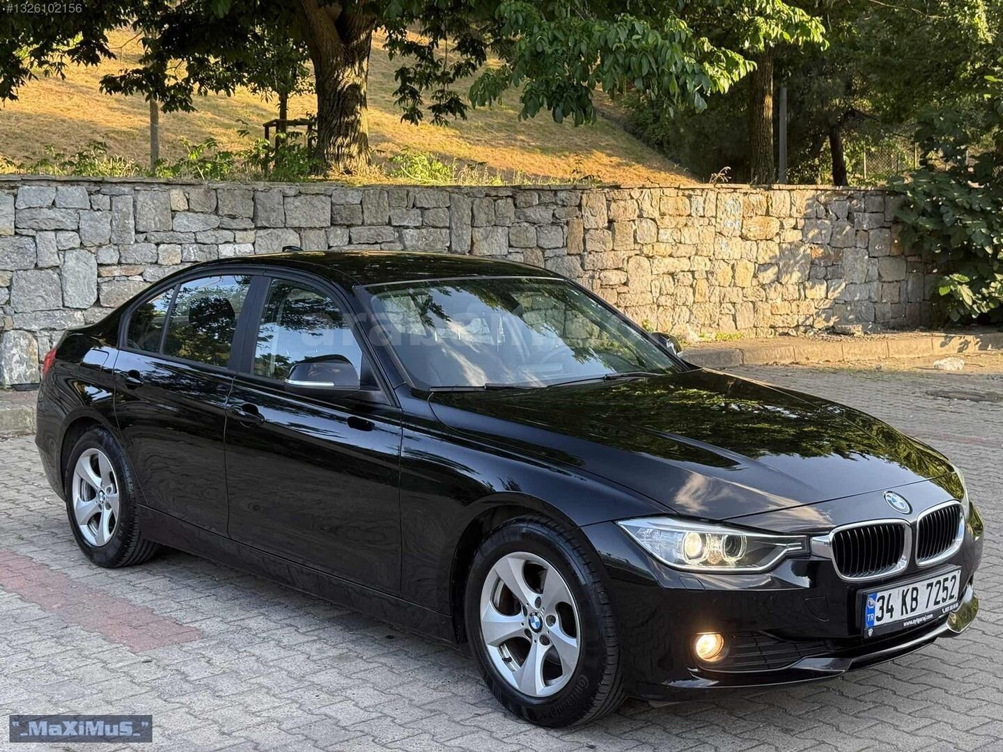 Galeriden BMW 3 Serisi 320i ED Standart 2013 Model İstanbul 170.000 km Siyah 2