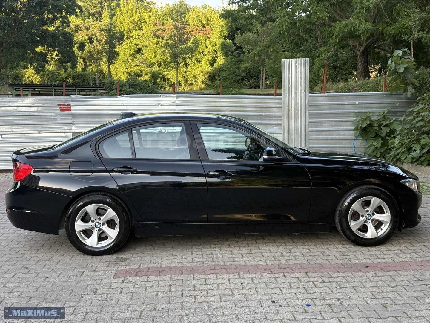 Galeriden BMW 3 Serisi 320i ED Standart 2013 Model İstanbul 170.000 km Siyah 7