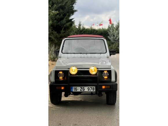 Suzuki Samurai