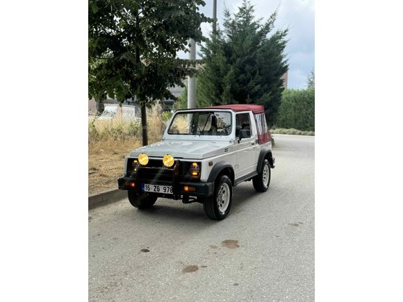 Suzuki Samurai