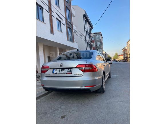 Sahibinden Skoda SuperB 1.6 TDI Elegance 2015 Model