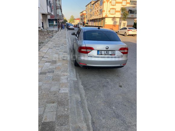 Sahibinden Skoda SuperB 1.6 TDI Elegance 2015 Model