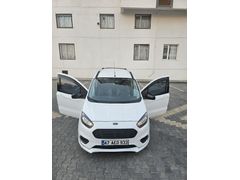 Sahibinden Ford Tourneo Courier 1.5 TDCi Delux 2023 Model