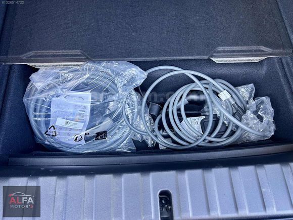 BMW İX2 // 2024 // 18 Bin KM // TERTEMİZ // BAKIMLI