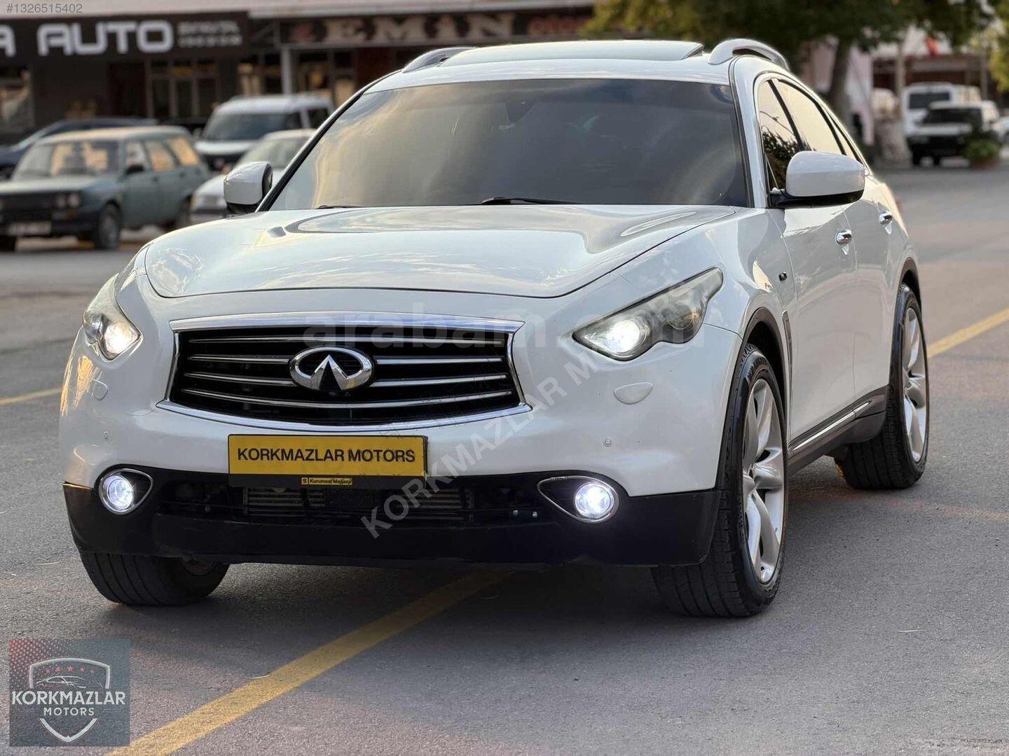 Galeriden Infiniti FX FX30d S 2012 Model Malatya 200.000 km Beyaz 2
