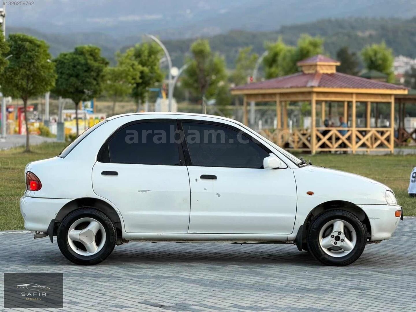 Galeriden Mazda 121 1.3 1992 Model Çorum 210.000 km Beyaz 4