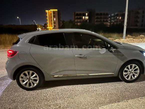 Sahibinden Renault Clio 1.0 TCe Evolution 2024 Model