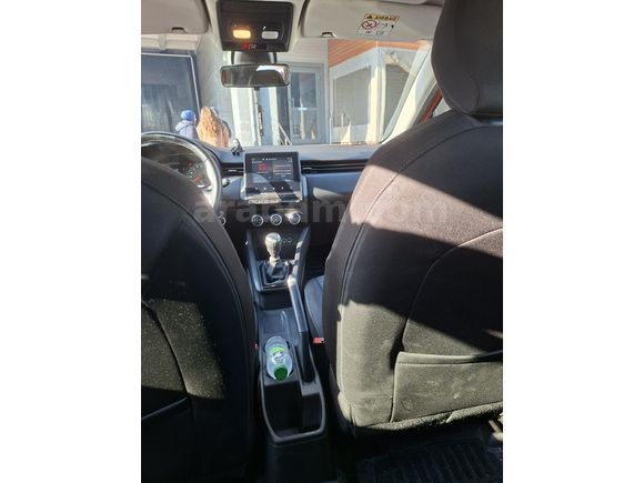 Değişensiz Hatasız 66.500 KM 1.0 TCE Clio 5
