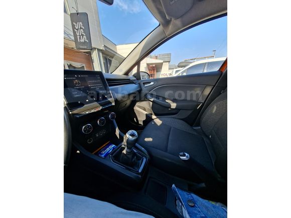 Değişensiz Hatasız 66.500 KM 1.0 TCE Clio 5