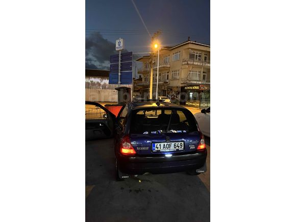 Sahibinden Renault Clio 1.6 16v 110 luk
 2000 Model 