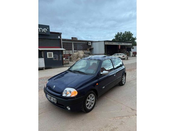Sahibinden Renault Clio 1.6 16v 110 luk
 2000 Model 