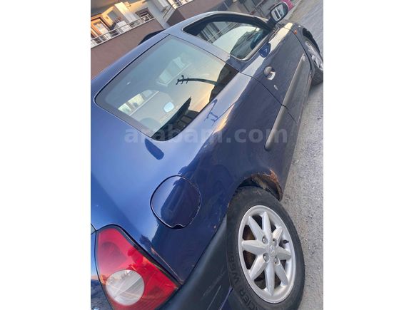 Sahibinden Renault Clio 1.6 16v 110 luk
 2000 Model 