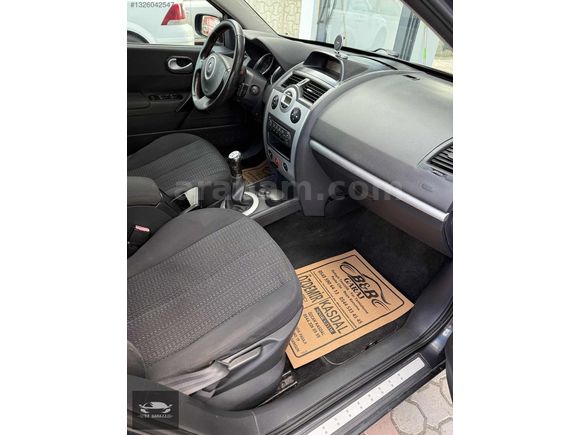 2010 MODEL 1.5 DCİ MEGANE EXCEPTİON DEĞİŞENSİZ YANIKSIZ