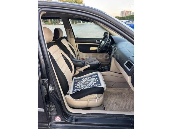 EFENDİ'DEN VW BORA 1.6 Benzin lpg saat gibi