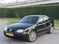 EFENDİ'DEN VW BORA 1.6 Benzin lpg saat gibi