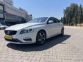 2014 MODEL S60 1.6 T4 R-Design Powershift