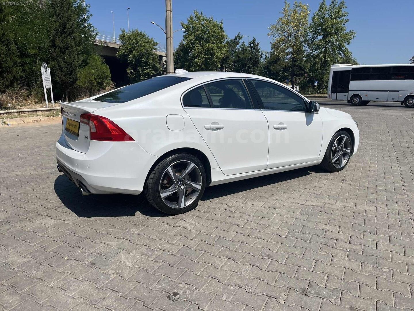 Galeriden Volvo S60 1.6 D R-Design 2014 Model Aydın 214.430 km Beyaz 4