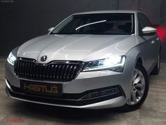 BOYASIZ DEĞiŞENSiZ BAKIMLI 2022 SKODA SUPERB 1.5 TSi PREMiUM DSG