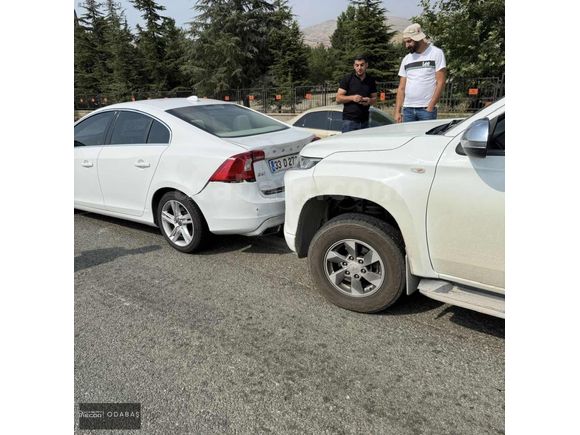 Volvo s60 2.0 190 HP sanruflu